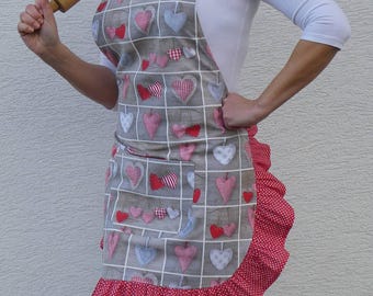 Hartvormige schort, romantische keukenstijl, liefde in de keuken