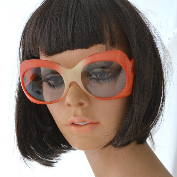 1960s Coral Oversize Sunglasses