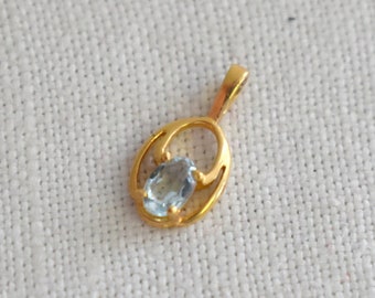 Vintage 10K Gold and Blue Stone Tiny Pendant