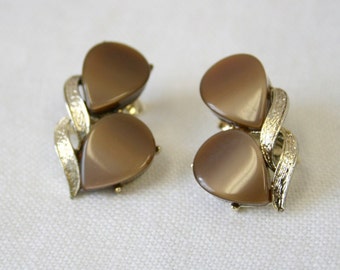 1960s Coro Brown Thermoset Clip Earrings