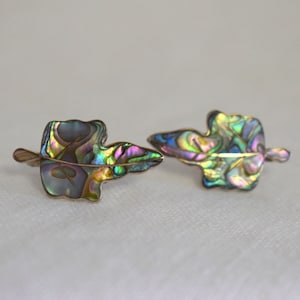 1960s/70s Taxco Sterling and Abalone Leaf Screw Back Earrings