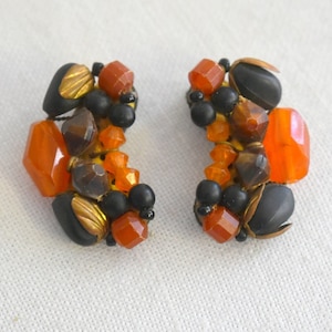 1940s German Bead Cluster Clip Earrings image 1