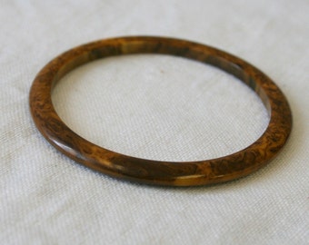 1940s Brown Bakelite Skinny Bangle