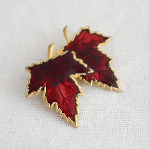 1960s Red Enamel Leaves Pin