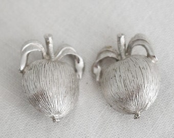 1960s Sarah Coventry Apple Silver Clip Earrings