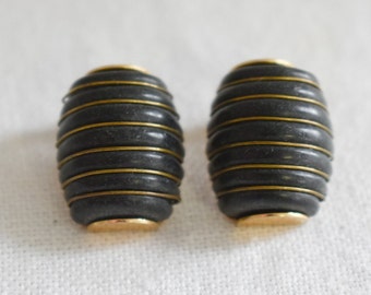 1960s/70s Black Plastic Wire Wrapped Clip Earrings