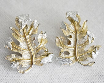 1960s Sarah Coventry Leaf Clip Earrings