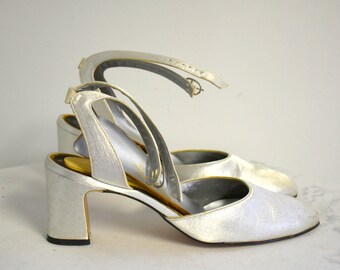 Sz 8.5M 1960/'s Silver Mod Mesh Open-toe Slip-on Pumps