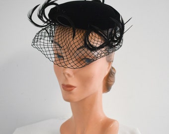 1950s Black Velvet Hat with Netting and Curled Feathers