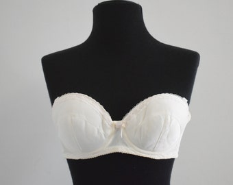 1960s White Strapless Bra