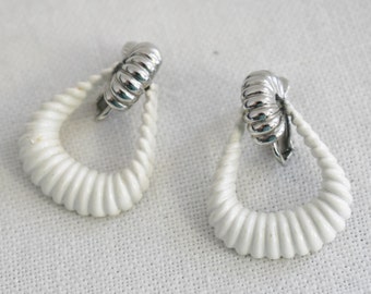 Vintage White and Silver Metal Clip Earrings