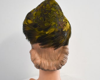 1950s/60s Olive Green Conical Feather Hat