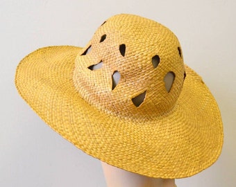 1930s Wide Brimmed Straw Sun Hat