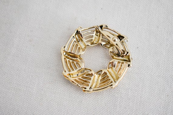 1960s AB Rhinestone Circle Brooch - image 3