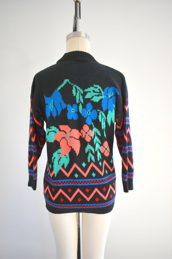 1980s Floral and Chevron Sweater - image 5