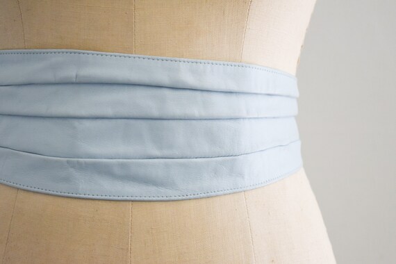 1980s Pale Blue Leather Cummerbund Style Belt - image 2