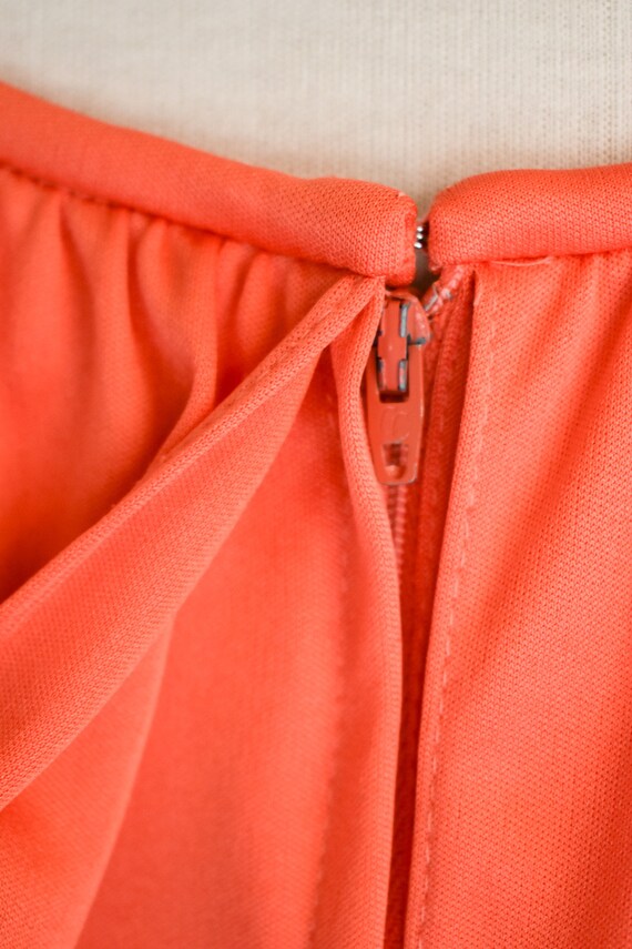 1970s Coral Draped Knit Midi Dress - image 7