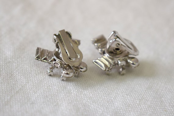 Rhinestone Sputnik Clip Earrings View 3