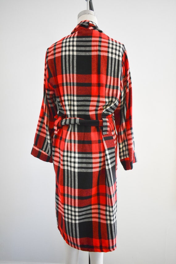 1960s Sear's Red and Black Plaid Bathrobe - image 5