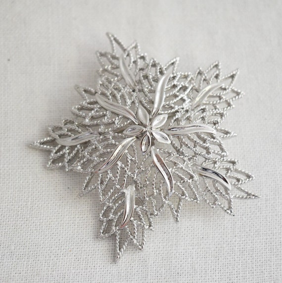 1960s Monet Floral Star Silver Brooch