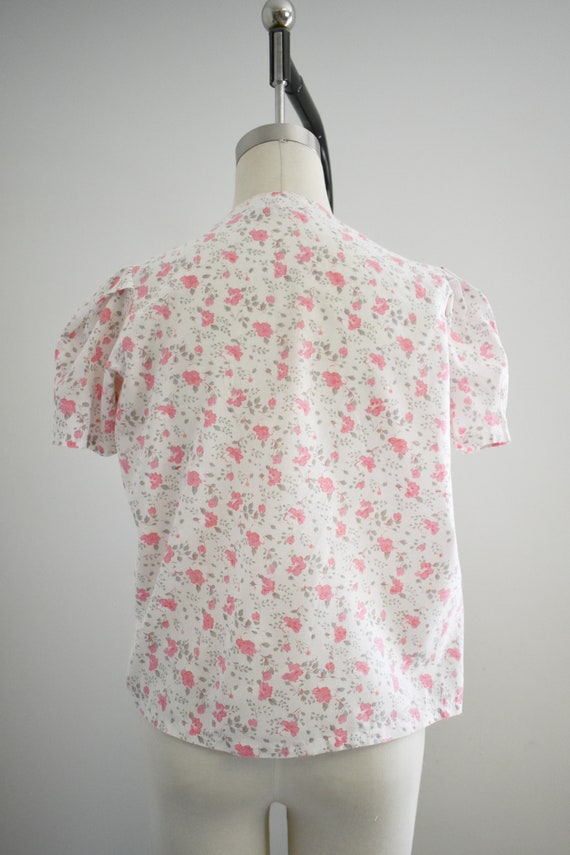 1960s Pink Floral Print Blouse - image 5