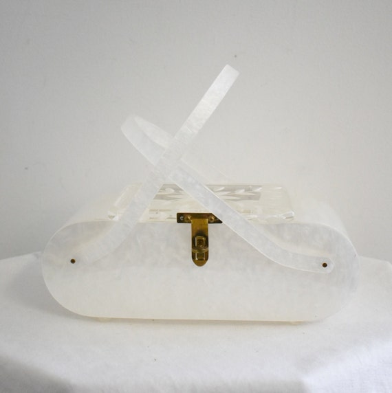 1950s Florida Handbags Pearlescent White Lucite Bo