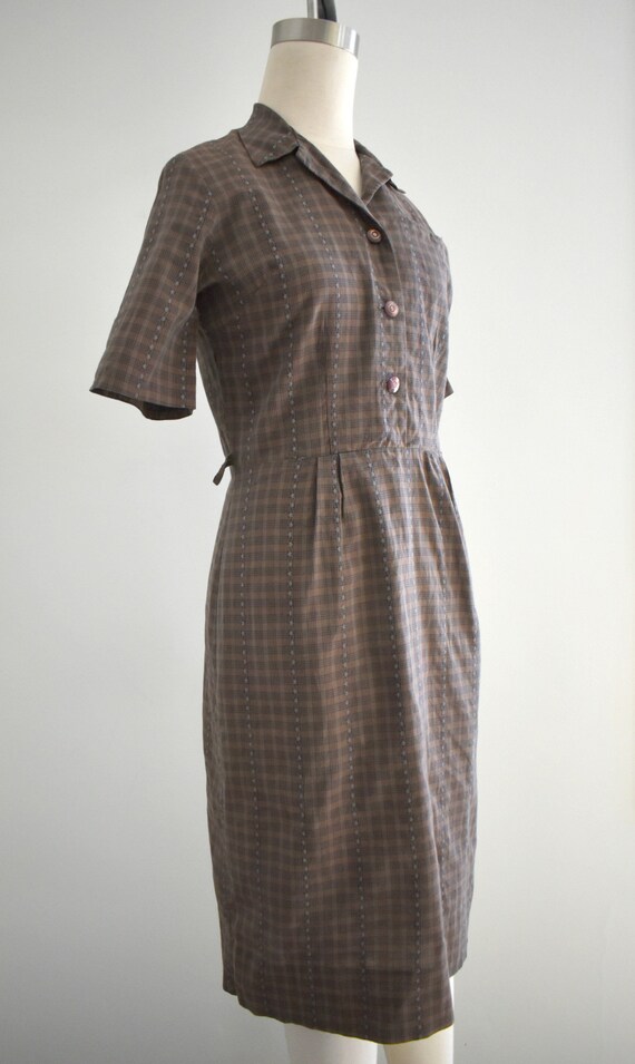1950s Brown Plaid Cotton Shirtwaist Dress - image 4
