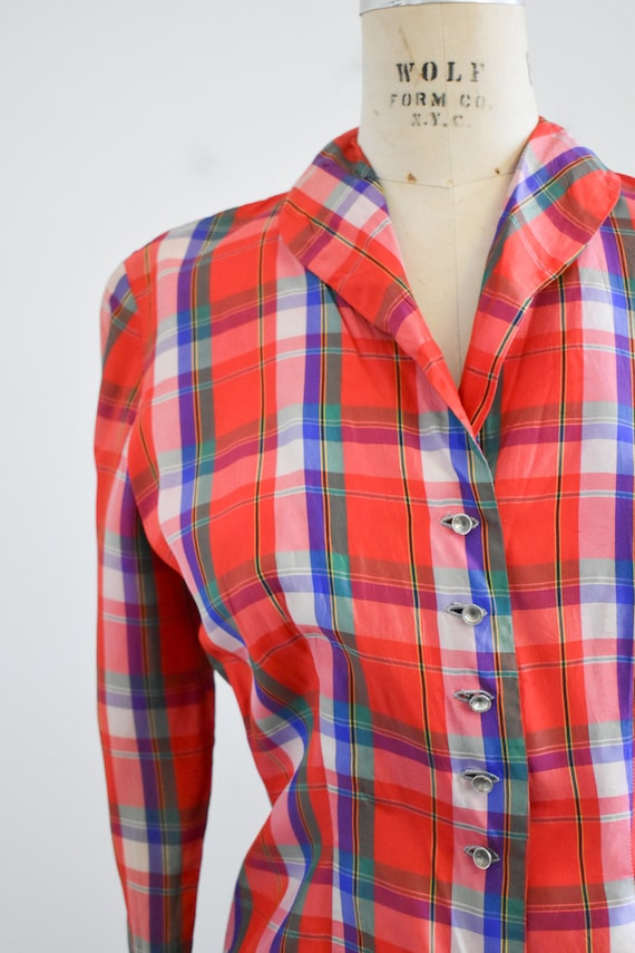 1940s Red Plaid Taffeta Blouse - image 3