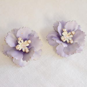 1950s/60s Lavender Floral Clip Earrings