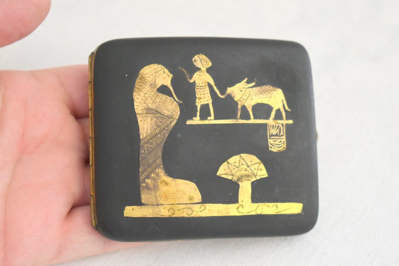 1920s Egyptian Revival Cigarette Case image 3