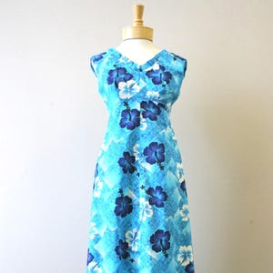 1960s Hukilau Hawaiian Turquoise Floral Maxi Dress