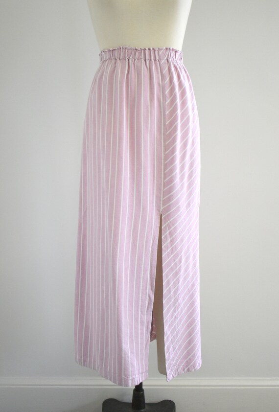 1980s Mauve and White Striped Cotton Skirt - image 3