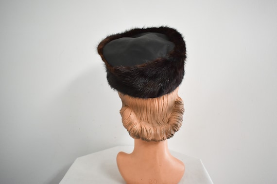 1940s Brown Fur Toque Hat - image 3