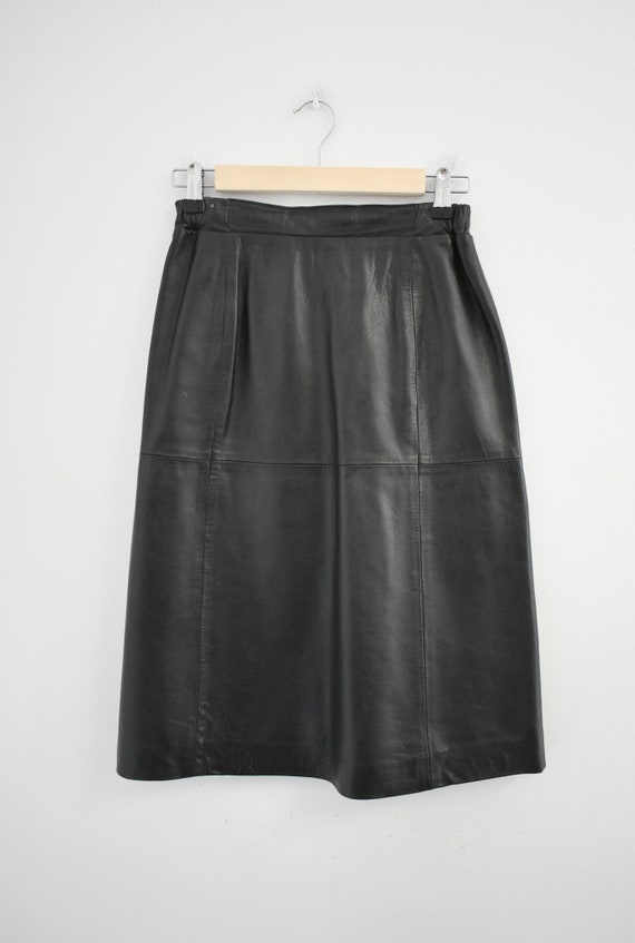 1980s Black Leather Pencil Skirt - image 3