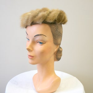 1950s Light Brown Fur Hat with Satin Bow Top image 2