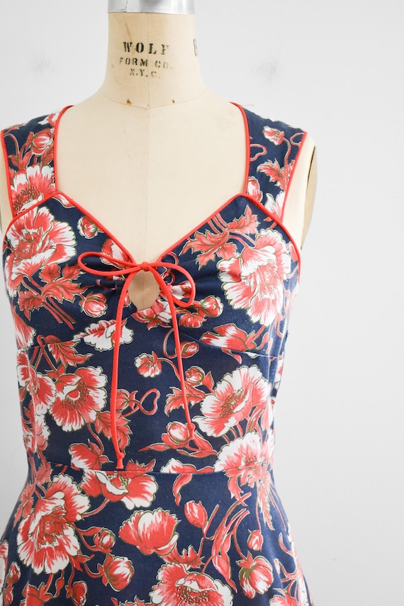 1970s Red and Navy Floral Dress - image 2