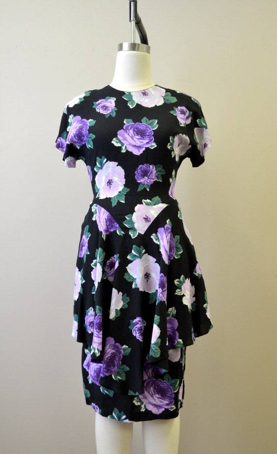 1980s-does-40s Purple Rose Print Dress with Peplum - image 3