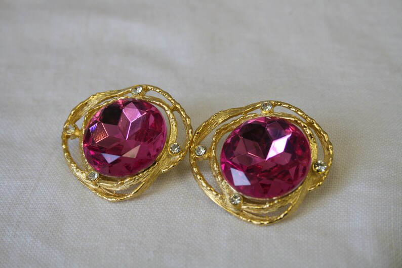 1980s Gemcraft Pink Rhinestone Oversized Clip Earrings image 2