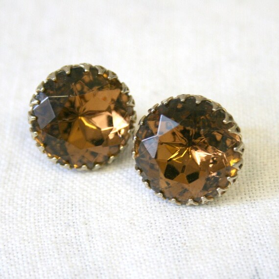1960s Brown Rhinestone Clip Earrings - image 1