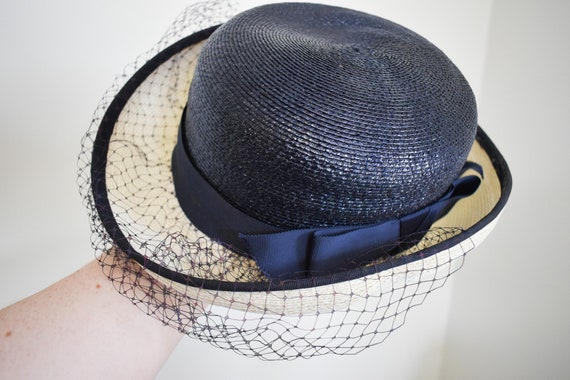 1960s Bellini Navy and White Straw Hat - image 5