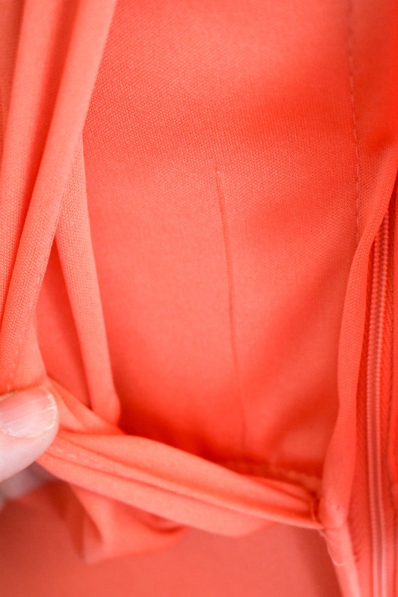 1970s Coral Draped Knit Midi Dress - image 8