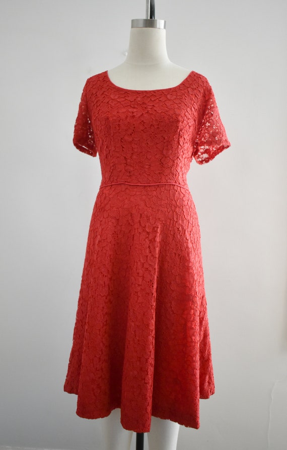 1950s Red Lace Dress - image 3