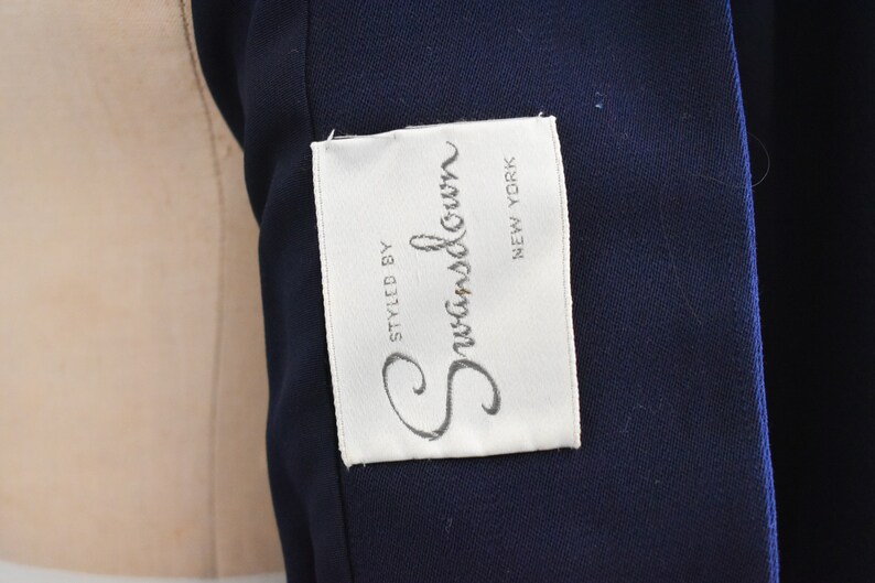 1940s Swansdown Navy Wool Gabardine Jacket image 7