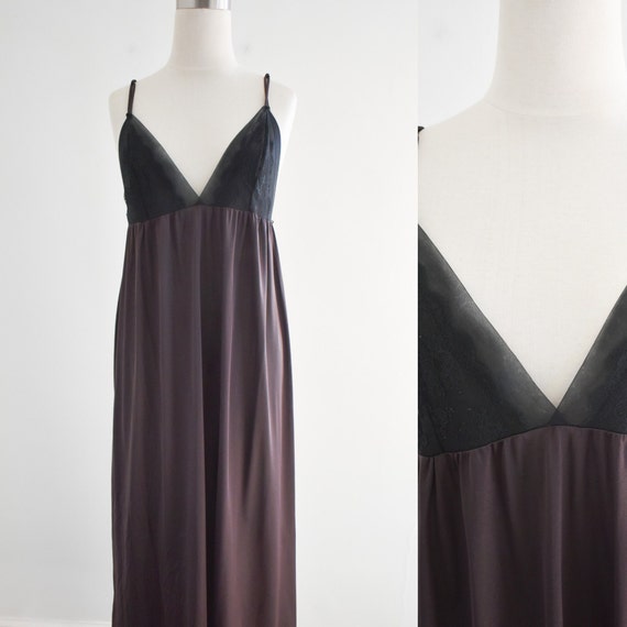 1970s Black and Brown Long Night Gown