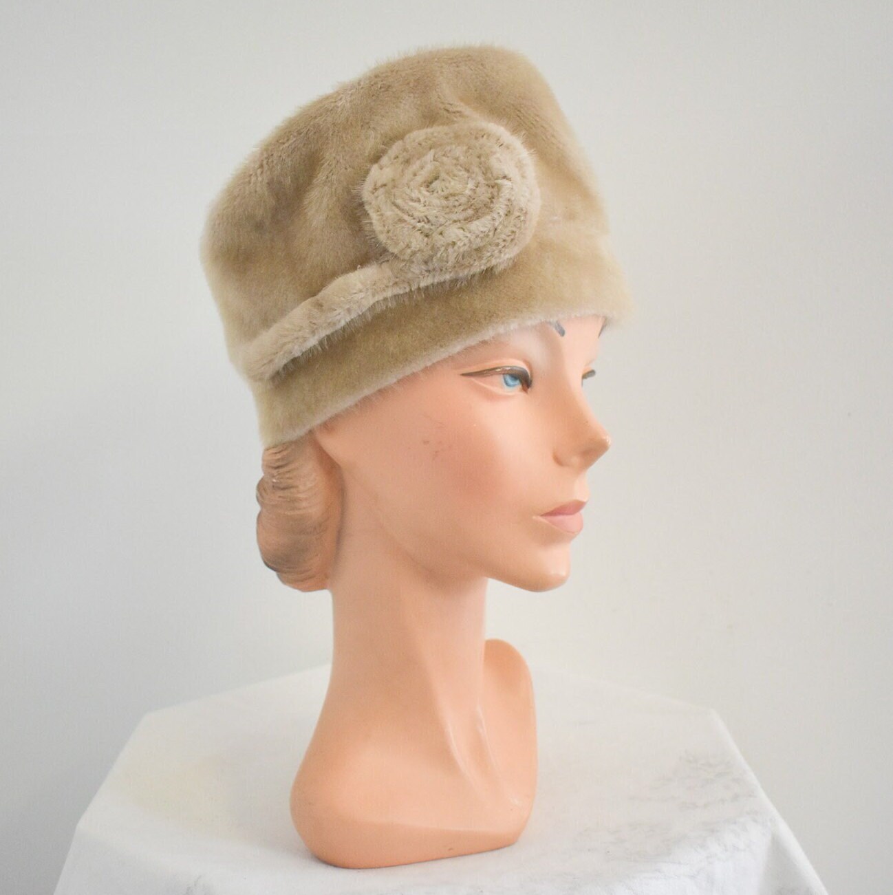 1960s Taupe Fuzzy Toque Hat - Etsy