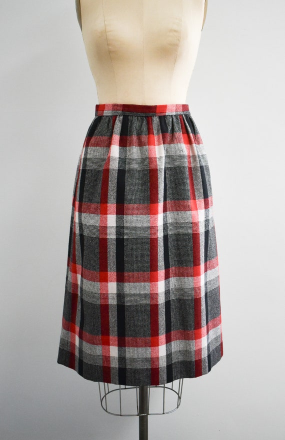 1980s Red, Black, and White Plaid Skirt - image 4