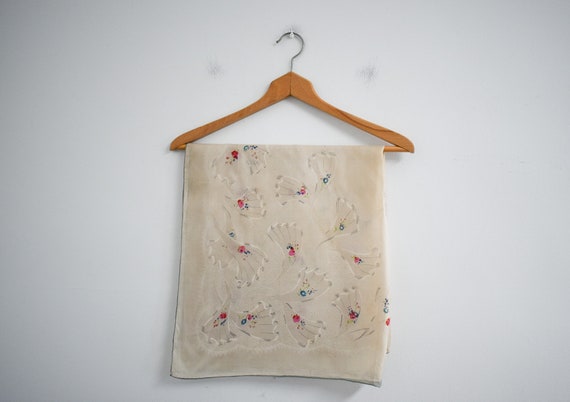 1940s Floral Silk Scarf - image 3