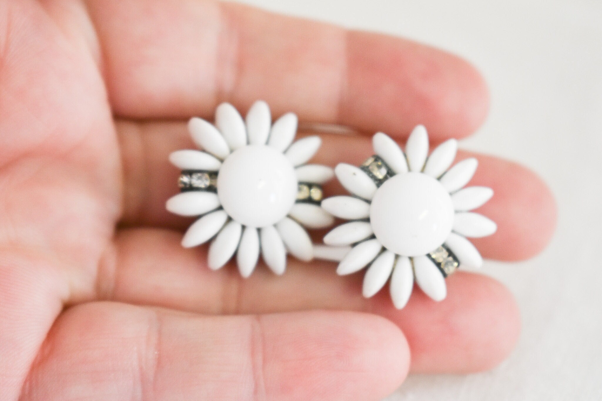 1950s White Glass and Rhinestone Bead Clip Earrings 