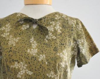 1950s Olive Green Cotton Foliage Print Dress