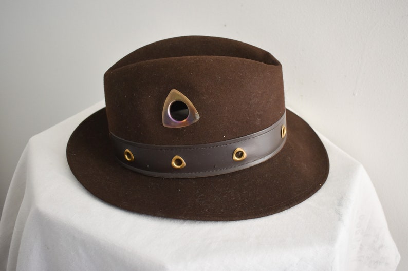 1960s/70s Brown Wool Felt Fedora with Grommets image 2